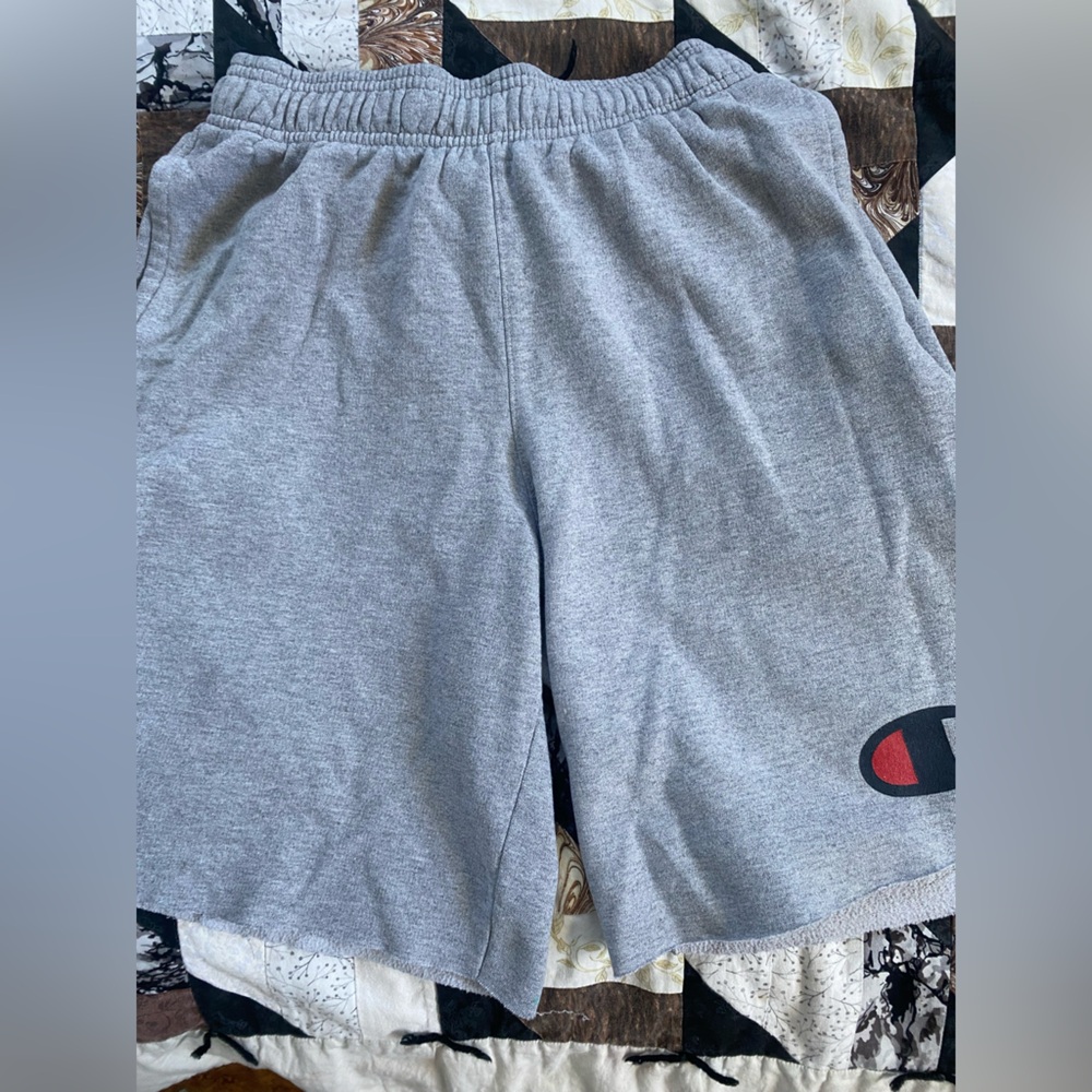 Grey Champion Sweatshorts